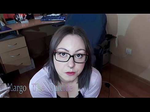 ❤️ Moza sexy con lentes chupa un consolador profundamente ante a cámara ️❌ Porno na pornografía gl.centr-klassiki.ru