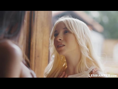 ❤️ A nena chega a casa uns meses despois e acaba comendo o coño da súa madrastra ️❌ Porno na pornografía gl.centr-klassiki.ru